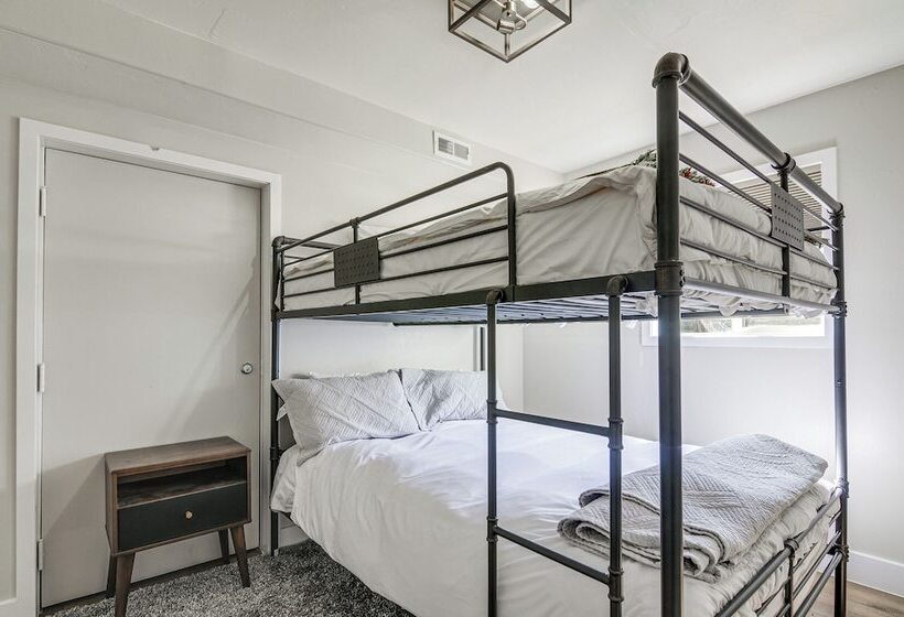 Alton Cabin W/ Wraparound Deck, Forest Views