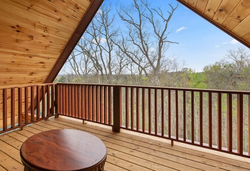 Cabin W/ Hot Tub & Game Room In The Smokys!