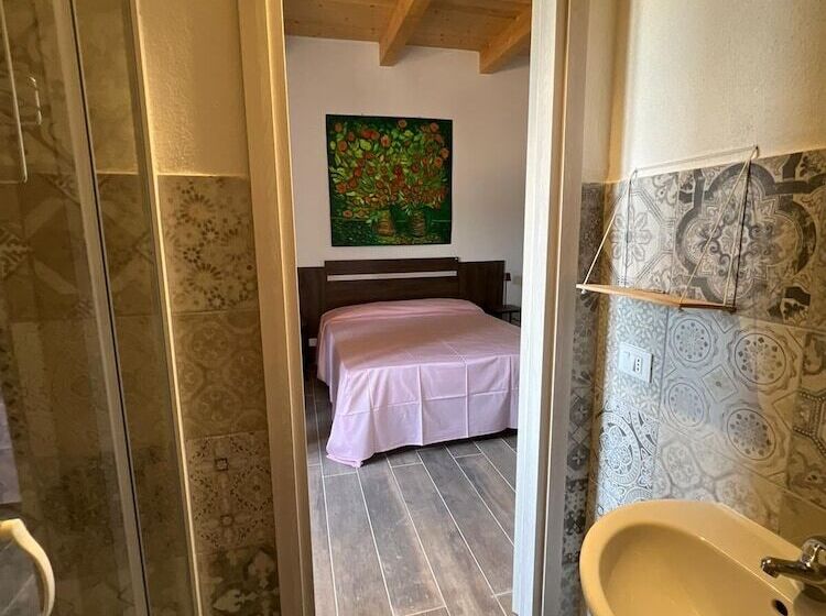 ベッドアンドブレックファースト Casa Vacanza Borgo Antico