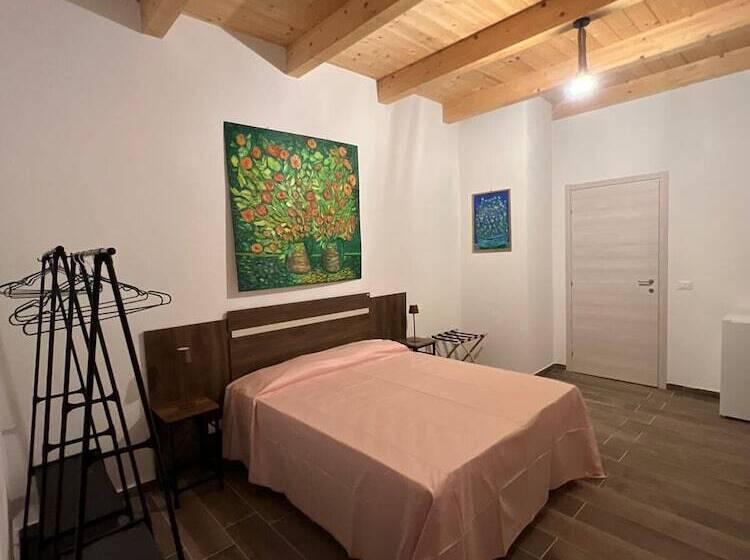 ベッドアンドブレックファースト Casa Vacanza Borgo Antico