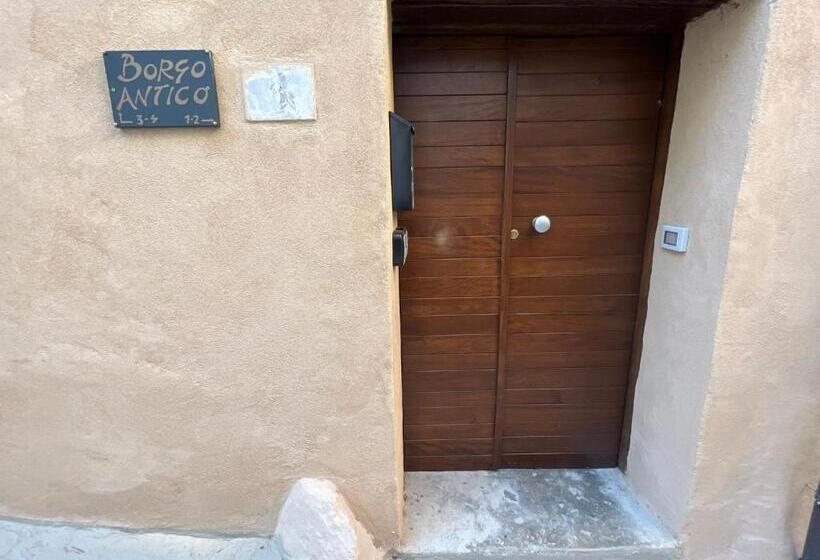 ベッドアンドブレックファースト Casa Vacanza Borgo Antico