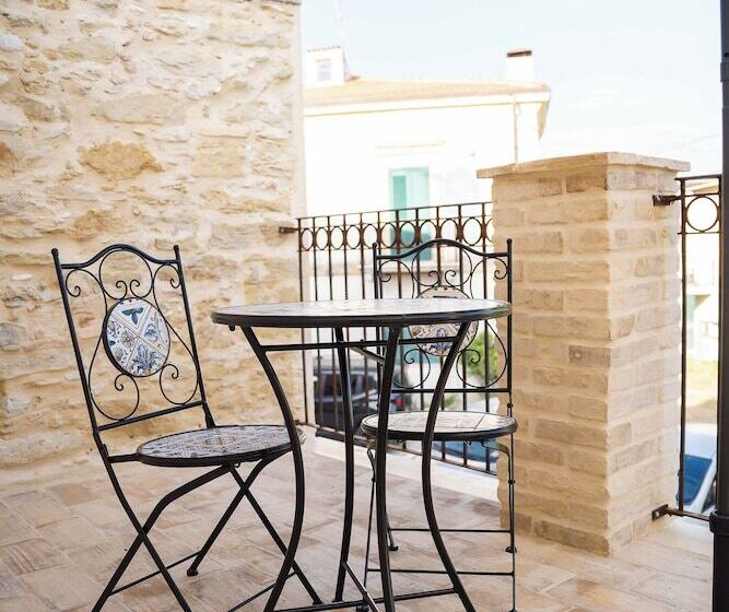 مبيت وإفطار Borgo Del Marchese