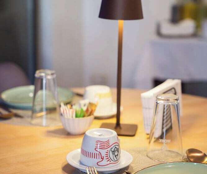 مبيت وإفطار Borgo Del Marchese