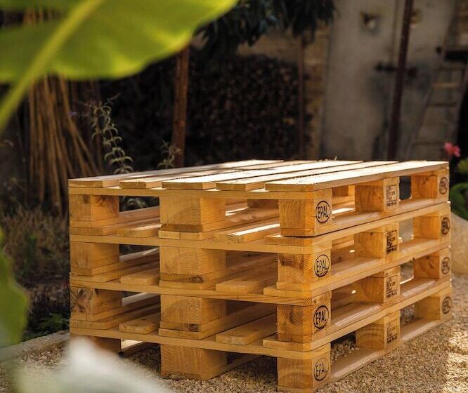 مبيت وإفطار Borgo Del Marchese