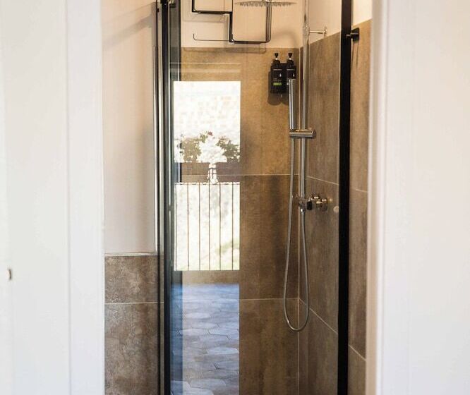 مبيت وإفطار Borgo Del Marchese