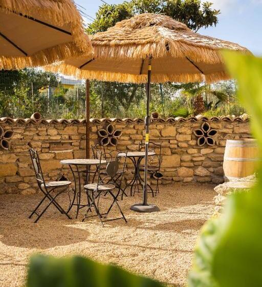 مبيت وإفطار Borgo Del Marchese