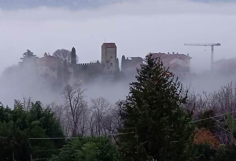 مبيت وإفطار La Dimora Dei Due Laghi