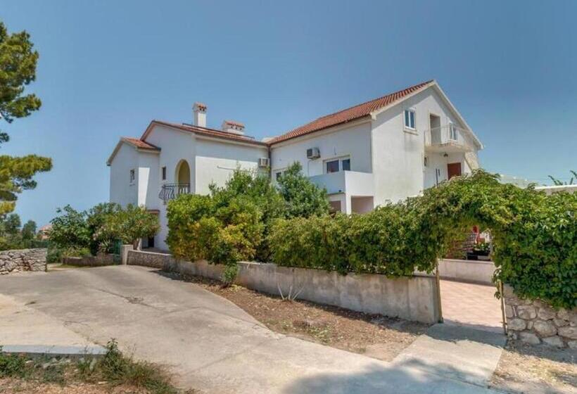 민박 Pansion Belvedere