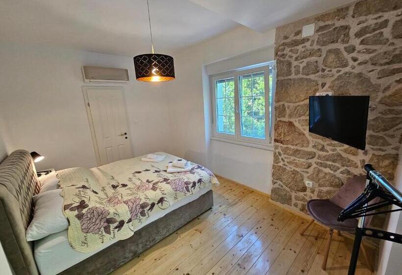 Bed and Breakfast Villa Gaj