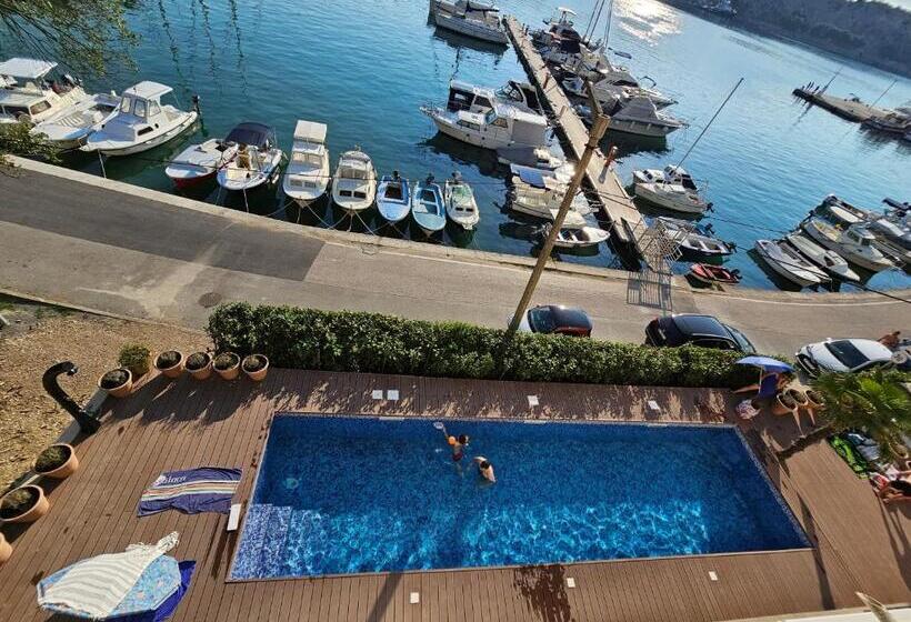 Bed and Breakfast Villa Gaj