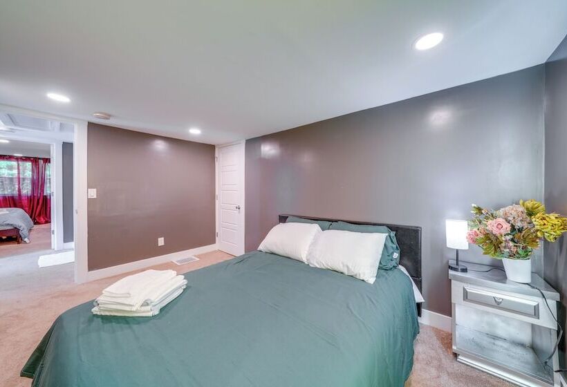 Bright New Albany Home: 12 Mi To Churchill Downs!