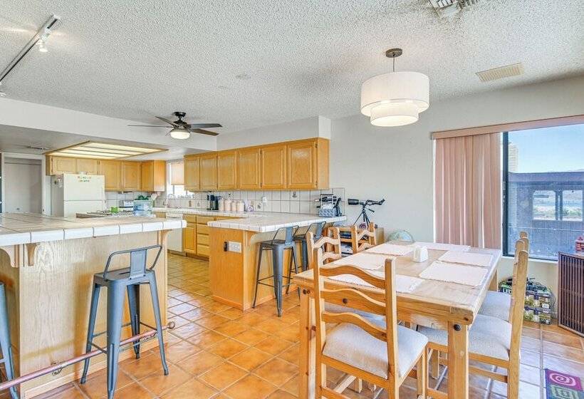 Bullhead City Home W/ Views, Close To Lake Mohave!