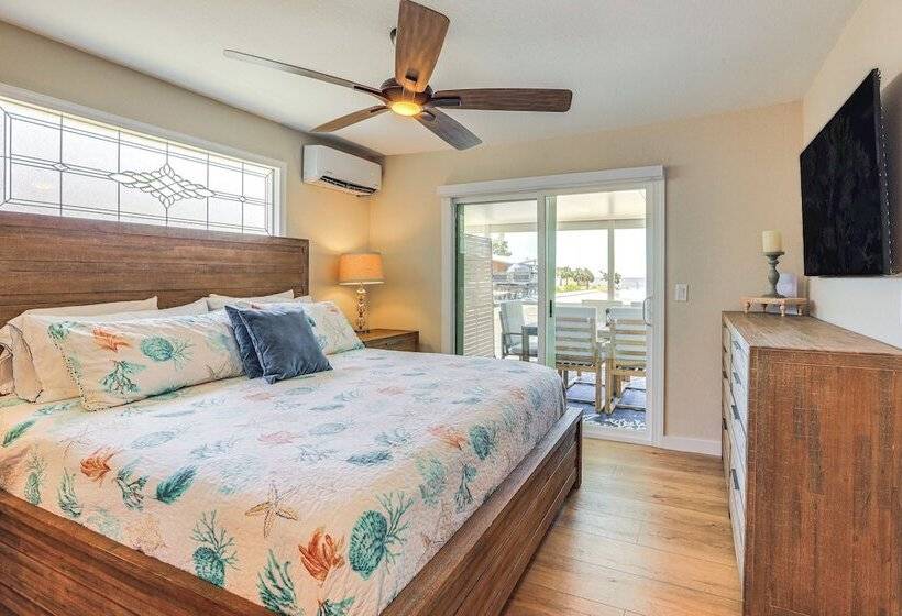 Canal Front Horseshoe Beach Home W/ Private Dock!