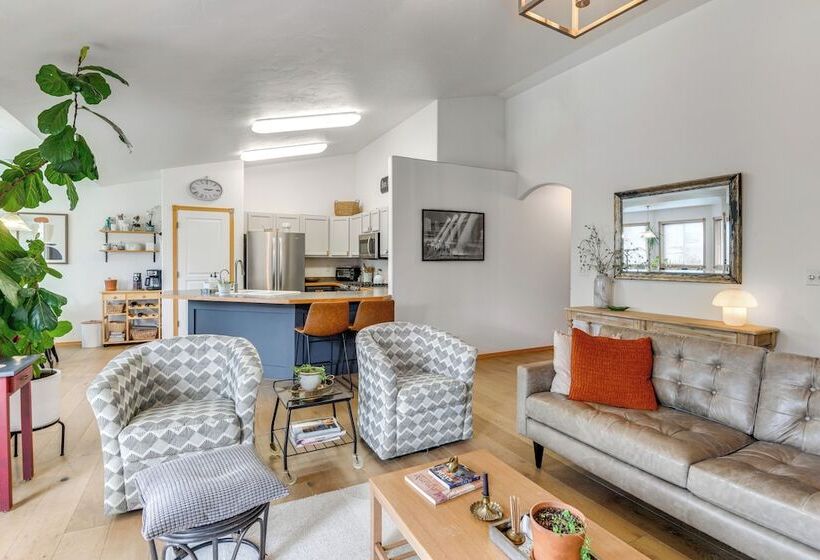 Central Twin Falls Retreat Near Parks & Downtown!