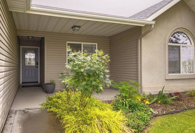 Central Twin Falls Retreat Near Parks & Downtown!