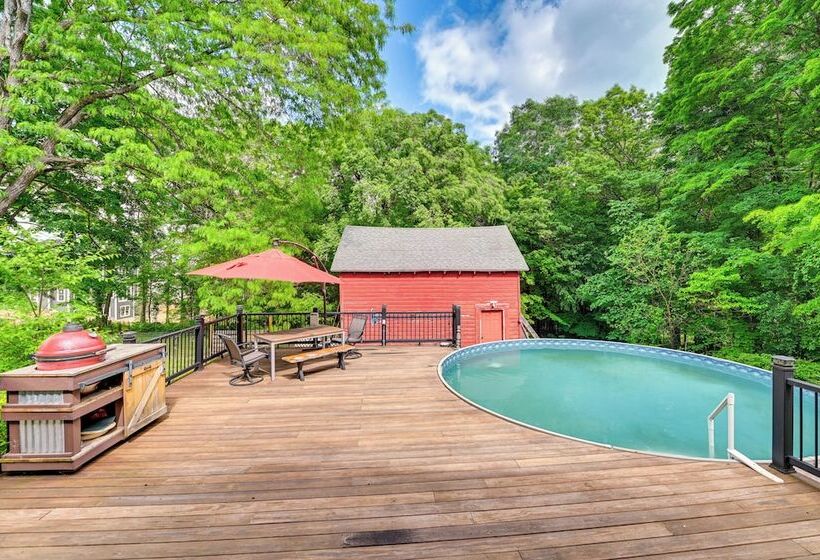 Charming Ballston Spa Home W/ Sauna & Private Pool