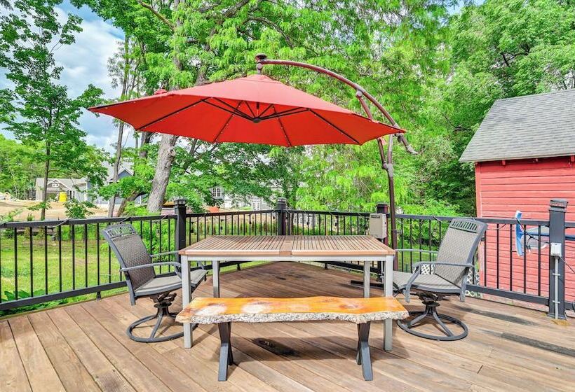 Charming Ballston Spa Home W/ Sauna & Private Pool