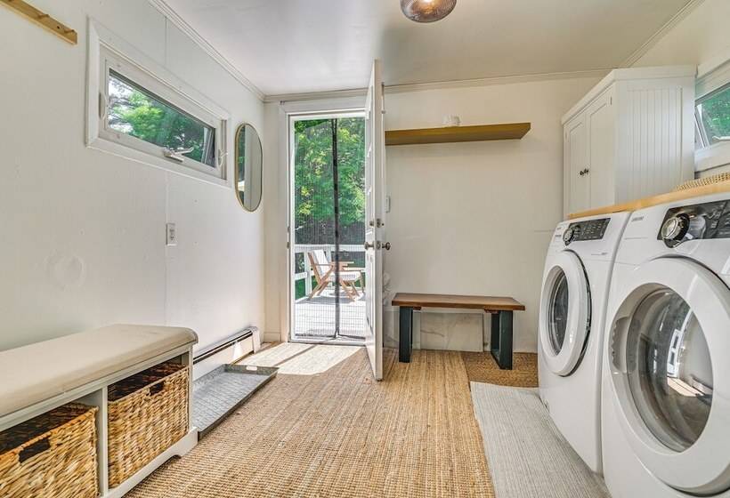 Charming Catskills Getaway: Hike, Bike, Sip & More