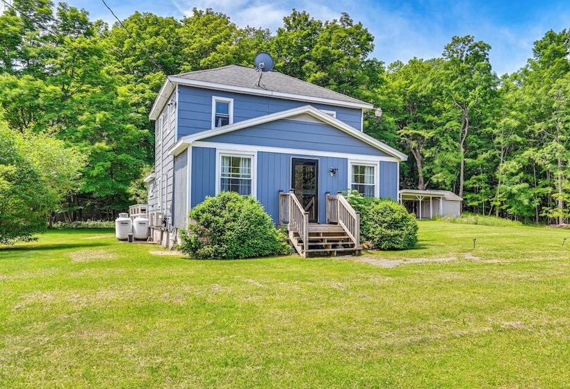 Charming Catskills Getaway: Hike, Bike, Sip & More