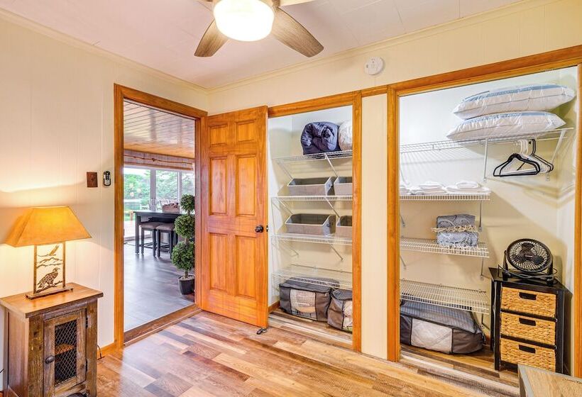 Charming Clam Lake Cottage W/ Dock & Deck!