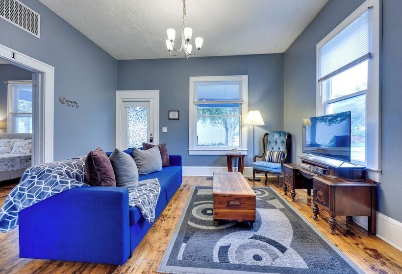 Charming Jacksonville Home ~ 2 Mi To Downtown!