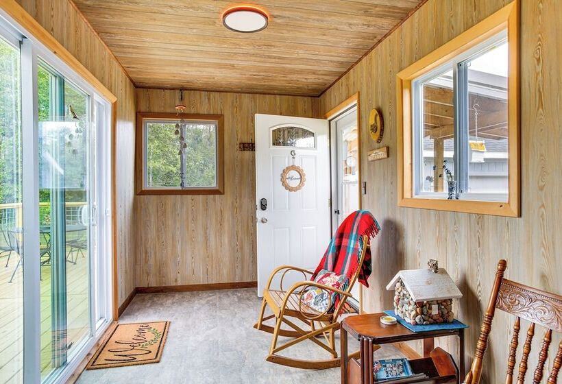 Charming Stone Cottage In Marion W/ Fire Pit!