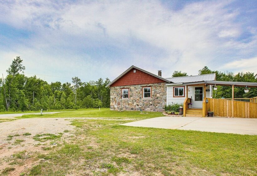 Charming Stone Cottage In Marion W/ Fire Pit!