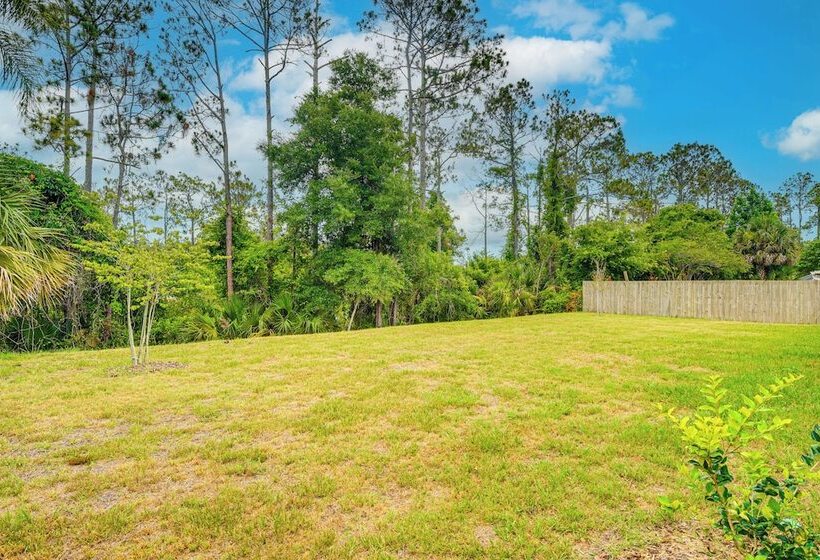 Chic Palm Coast Retreat ~ 10 Mi To Flagler Beach