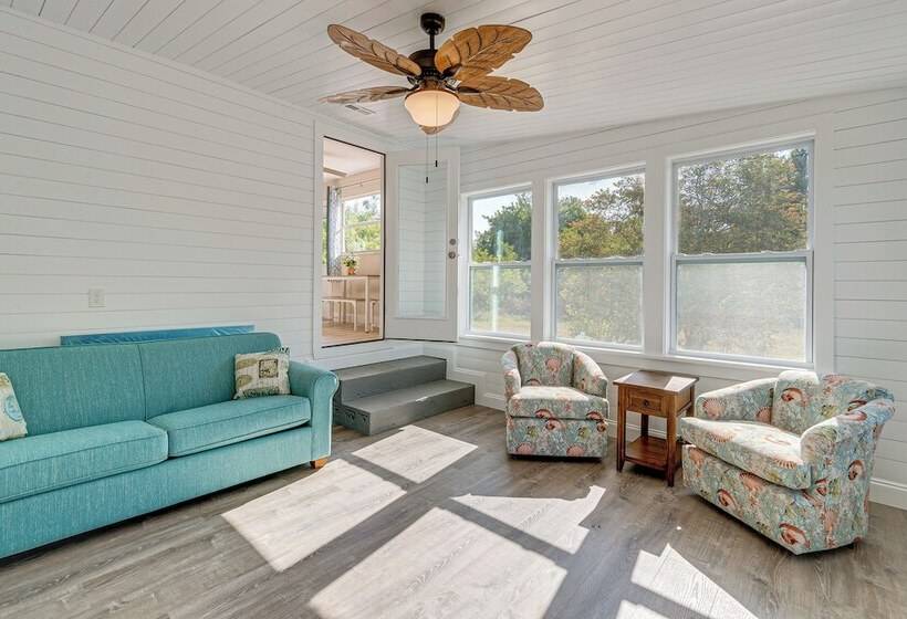 Chic Port Charlotte Home ~ 9 Mi To Englewood Beach