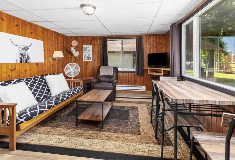 Chippewa Bluffs Resort