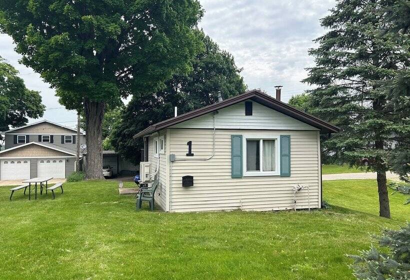 Chippewa Bluffs Resort