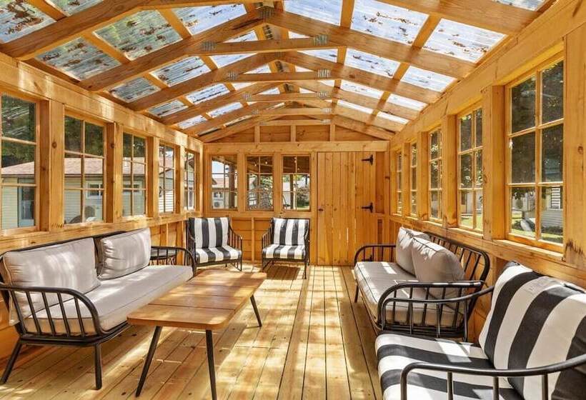 Chippewa Bluffs Resort