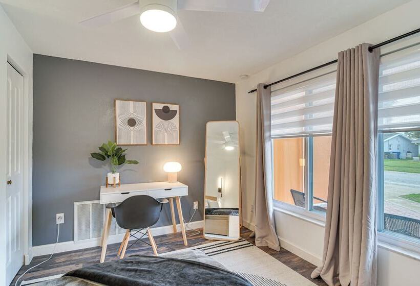 Clearwater Home W/ Outdoor Shower ~ 5 Mi To Beach!