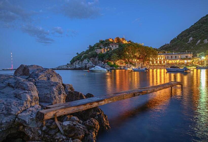 Cleopatra S Miramare