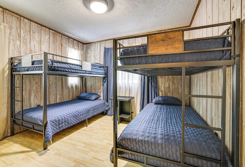 Clifton Township Home W/ Deck & Heated Sunroom!