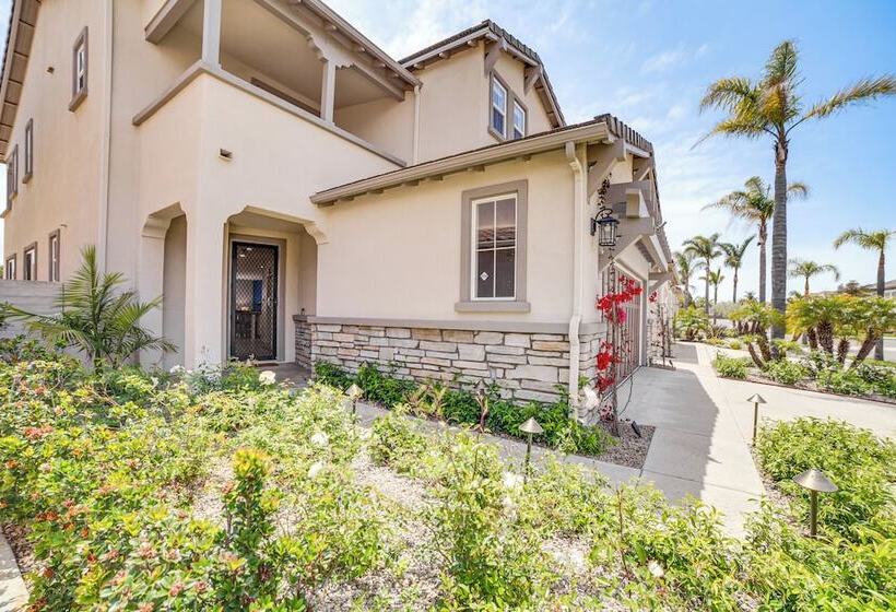 Coastal, Canal Front Oxnard Home ~ 1 Mi To Beach!