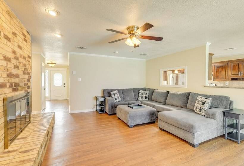 Copperas Cove Home W/ Pool ~ 8 Mi To Fort Cavazos!