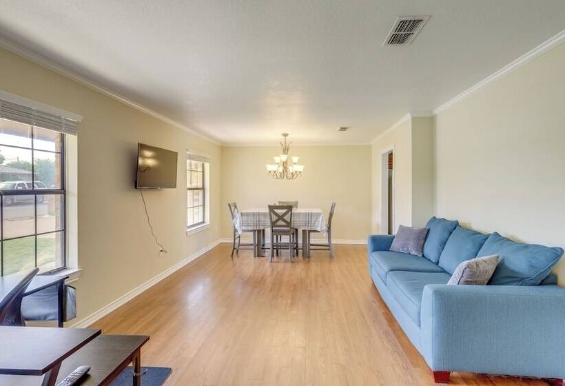 Copperas Cove Home W/ Pool ~ 8 Mi To Fort Cavazos!