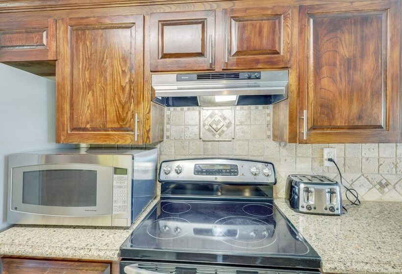 Copperas Cove Home W/ Pool ~ 8 Mi To Fort Cavazos!