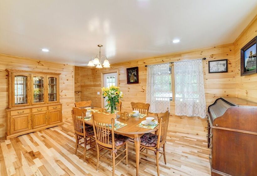 Creekside Cabin In Bainbridge W/ Wraparound Deck!