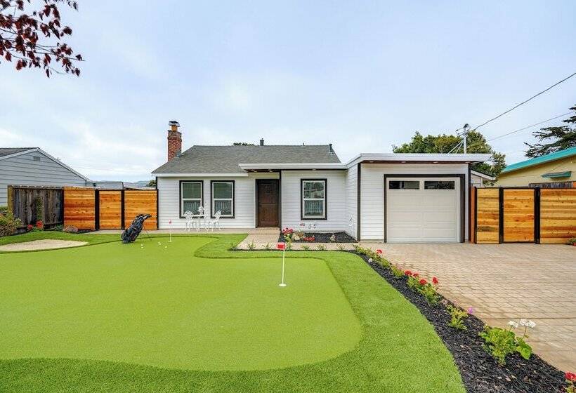 Del Rey Oaks Vacation Home W/ Mini Golf Course!