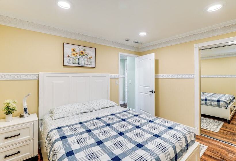 Del Rey Oaks Vacation Home W/ Mini Golf Course!