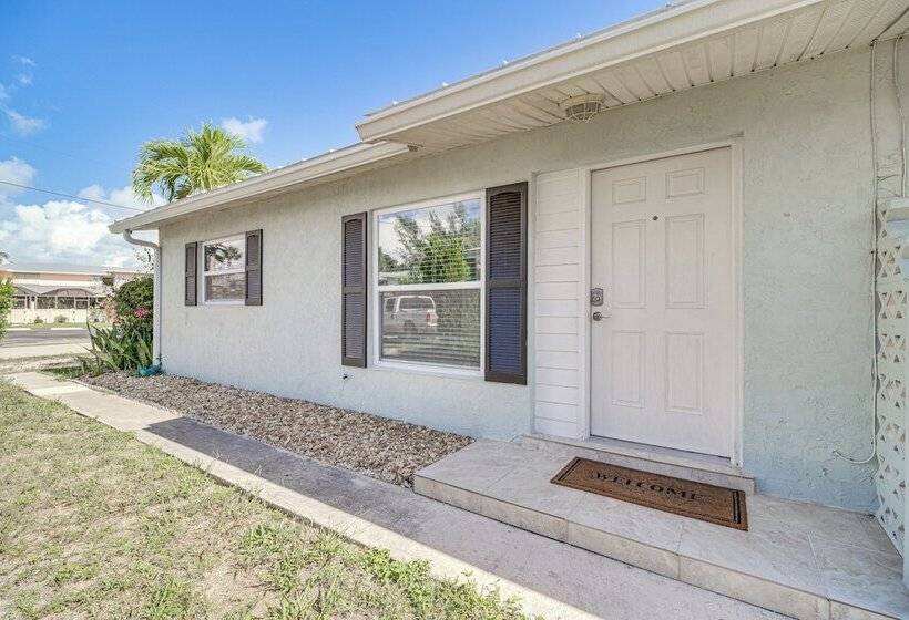 Dog Friendly Fort Pierce Home W/ Fenced In Yard!