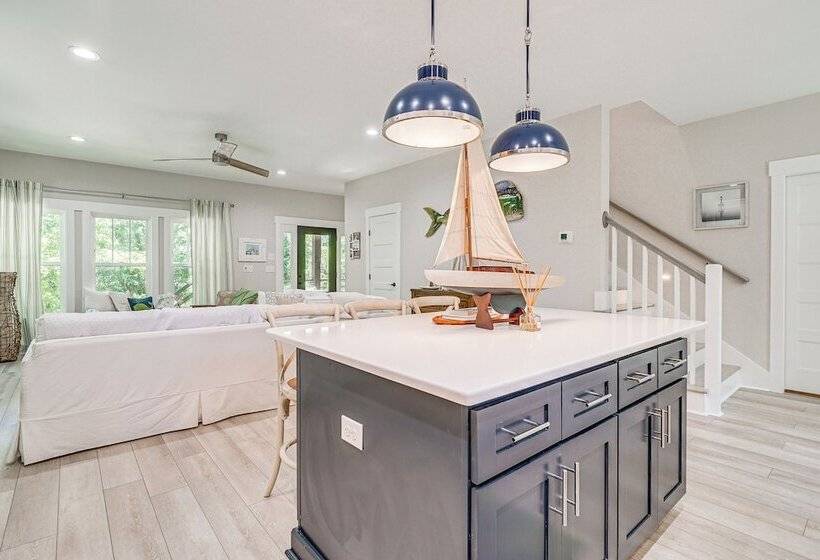 Dog Friendly Wilmington Retreat ~ 7 Mi To Beach!