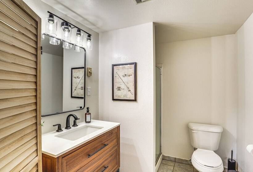 Dubois Riverfront Lodge W/ On Site Fishing & Views