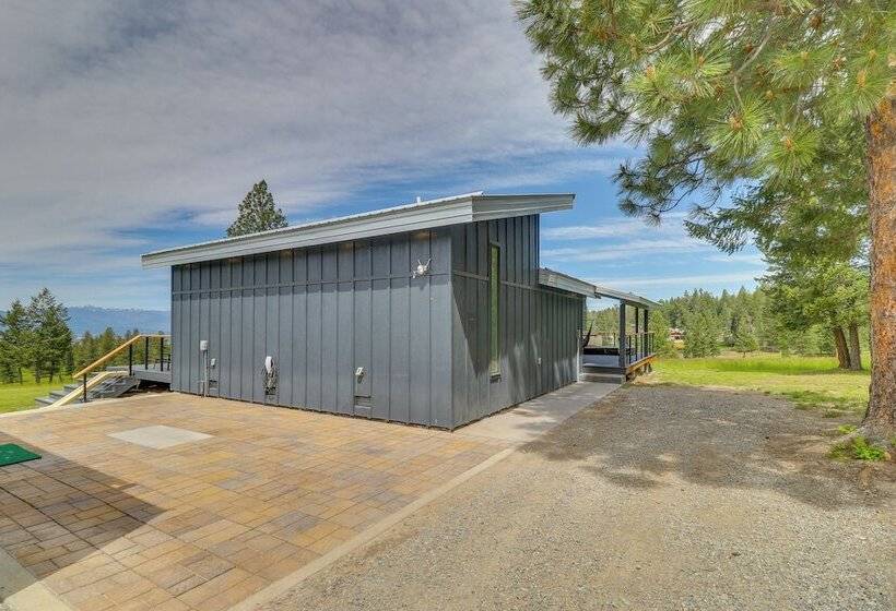 Hot Tub & Views:  Sunset Valley Retreat  In Eureka