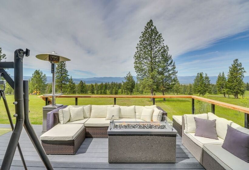 Hot Tub & Views:  Sunset Valley Retreat  In Eureka