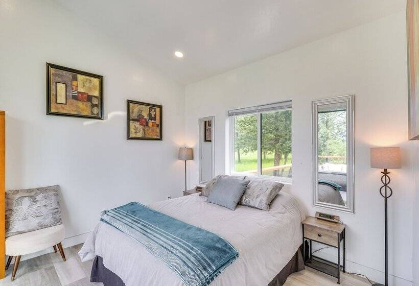 Hot Tub & Views:  Sunset Valley Retreat  In Eureka