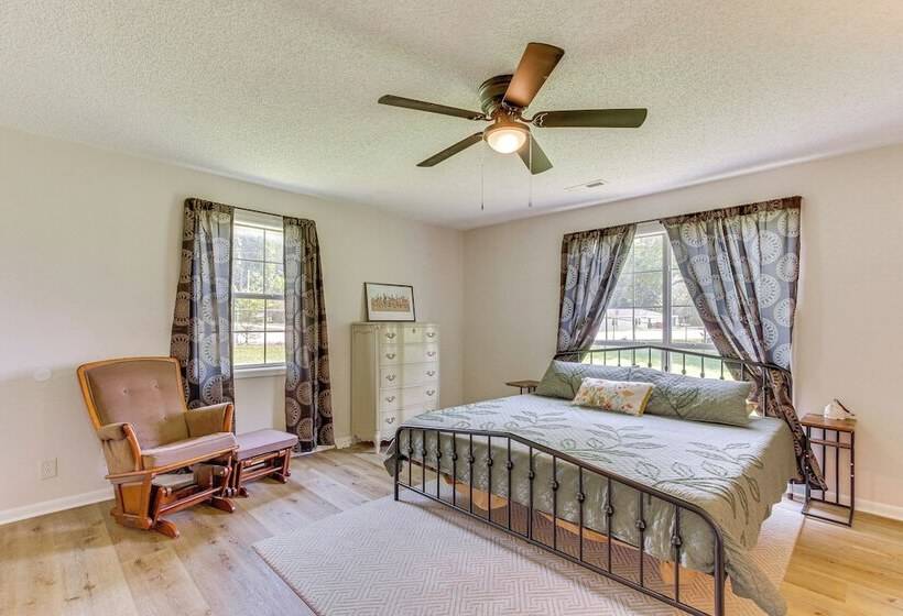 Expansive Florence Home ~ 6 Mi To Downtown!