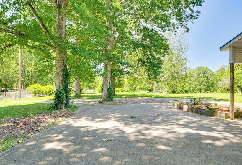 Expansive Florence Home ~ 6 Mi To Downtown!